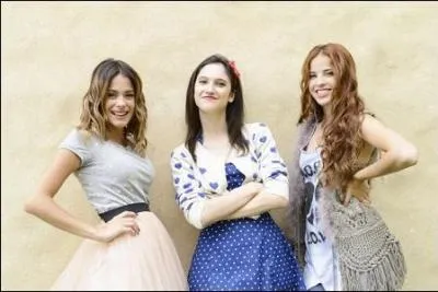 Quelles chansons chantent Violetta, Francesca et Camila ensemble dans les saisons 1 et 2 ( thme de l'amiti ) ?