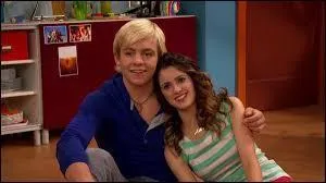 Que fait-elle pour Austin ?