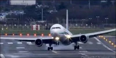 Est-ce du à « l'auld alliance » ? Quelle est la ligne aérienne régulière qui a vu le plus grand nombre d'accidents dans l'histoire de l'aviation mondiale ?