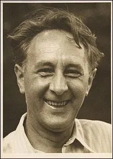 (1890-1959) _ Six symphonies.  Les fresques de Piero della Francesca  pour orchestre. 8 doubles concertos pour piano, percussions et orchestre.