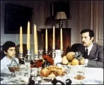 Qui partageait l'affiche avec Jean Rochefort dans  Les feux de la chandeleur  ?