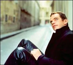 Marcher au bord ... ... ... ... ... ... ... ... .