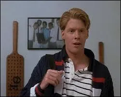 Par combien d'tudiants, un professeur de criminologie est-il assassin ?