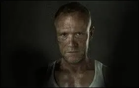 Le sauveur de Rick a un groupe. Comment s'appelle celui qui va tre attach sur le toit ?