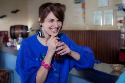 Il y a combien de temps qu'Antoine avait sduit la mre de Sandra ?