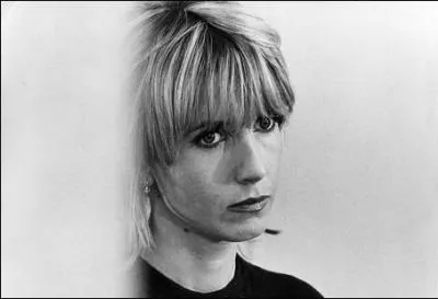 Il n'a tourn que des films iconoclastes ou inclassables :  La Salamandre ,  Charles mort ou vif  ou  No man's land  : comment s'appelle ce gnial et surprenant ralisateur suisse ?