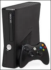 Quand est sortie la Xbox 360 Slim ?