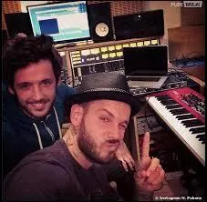 Avec quelle chanteuse a-t-il cre son sixime album ?