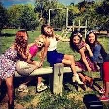 Qui sont les amies de Violetta ?