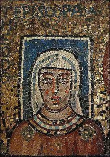 Elle fut la concubine du Pape Serge III puis du Pape Jean X dont le pontificat, autant qu'on le connat, ne se signala par rien d'autre que par les dbordements de la pornocratie , c'est une priode qu'on a appele le rgne des Catins. Marozie fit assassiner jean X pour avoir t l'amant de sa mre. Cette clbre courtisane a bien sr t sanctifie.