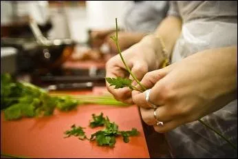 A qui Cook&Go ddit un atelier spcial chaque mois ?