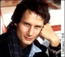 De quelle actrice connue Hippolyte Girardot est-il le fils ?