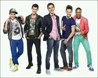 Avec qui Angie va-t-elle sortir ?