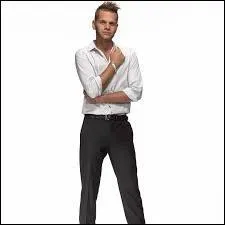 Qui tait sa partenaire dans  Danse avec les stars  ?