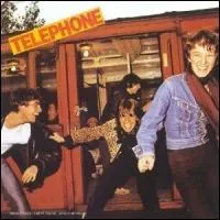 Quelle chanson retrouve-t-on sur cet album de Tlphone ?