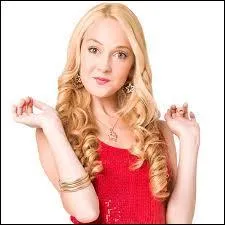 Dans la saison 2 Ludmila est amoureuse de :