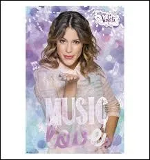 Quelle information concernant la mre de Violetta est vraie ?