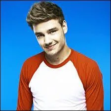 Liam a peur des petites cuillres.