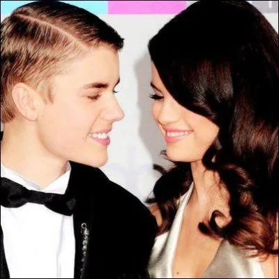 A cause de qui Justin et Selena ont-ils rompu ?
