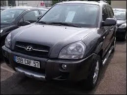 L'immatriculation de ce 4X4 nous indique qu'il vient de la ville de ...