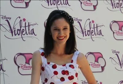 Dans l'pisode n4, qui va voir Francesca et avec quoi ?