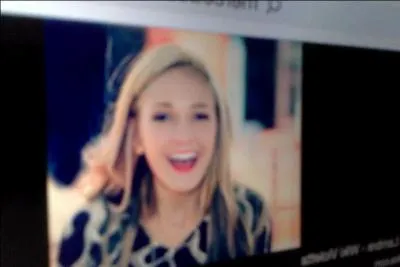 Qui fait un plan pour renvoyer Violetta du studio ?