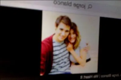 En ce moment, Violetta est avec ...