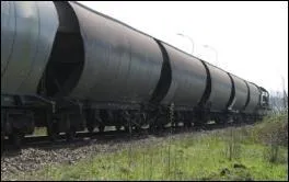 Quel est le record de vitesse sur rail pour un train affect aux transports de marchandises?