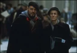 Dans le film  Hiver 54 , quel rle tient, et de quelle faon, Lambert Wilson ?