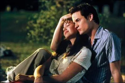  A Walk to Remember  ( tout jamais) est un livre de Nicholas Sparks, dont il confie que sa sur cadette, Danielle  Dana  Sparks (1966-2000), qui mourut  l'ge de 33 ans, est la source d'inspiration pour le personnage principal de son roman. Quel trs beau film a-t-il inspir en 2002 ?