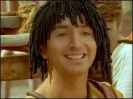 Astrix et Oblix : Mission Cloptre. Comment s'appelle le scribe de Numrobis ?