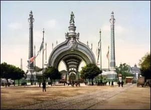 L'exposition universelle de l'an 1900 attira un grand nombre de visiteurs. Le thme tait  Le bilan d'un sicle .