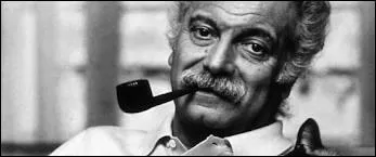 ''Quand ils sont tout neufs / Qu'ils sortent de l'œuf / Du cocon / Tous les jeunes blancs-becs / Prennent les vieux mecs / Pour des CONS / Quand ils sont devenus / Des têtes chenues / Des grisons / Tous les vieux fourneaux / Prennent les jeunots / Pour des CONS / Moi, qui balance entre deux âges / J'leur adresse à tous un message... '' (Georges Brassens)