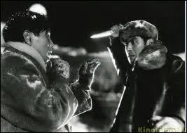 Film d'Akira Kurosawa (1951). Une adaptation du roman de Dostoievsky.