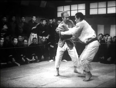 Film d'Akira Kurosawa (1943). 1882. Vivant dans les bas-fonds de Tokyo, Sugata Sanshiro est un jeune adepte de jiu-jitsu. Bagarreur et indisciplin, sa rencontre avec Shogoro Yano, l'inventeur du judo, va alors changer radicalement sa vie.
