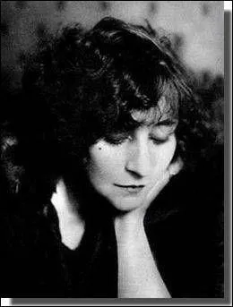 Colette, l'auteure de la série des "Claudine", a pris son nom de famille comme nom de plume. Quel est son prénom ?