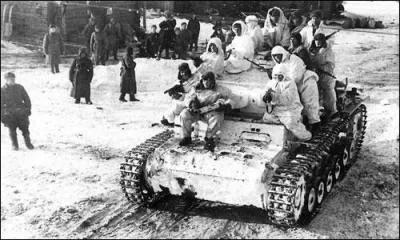 Le 13 dcembre, alors que les Allemands sont encercls par l'Arme rouge, ils tentent de mettre en place une opration de dgagement baptise  Wintergewitter . Qui en fut le commandant ?