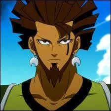 Avec quelle attaque bat-elle Azuma dans l'arc le Tenr ?