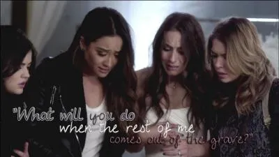 pisode 23 : Qu'y avait-il dans la robe de Spencer ?