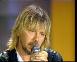 Dans quelle chanson de Renaud se trouvent ces paroles : ''Quand le soleil brillera que pour les CONS / Il aura les oreilles qui chauffent''