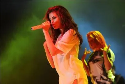 Comment s'appelle la mre de Selena ?