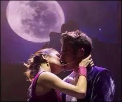 Sur son poignet gauche, elle s'est fait tatouer :