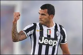 Passons en Italie, et plus particulirement  la Juventus Turin, avec leur excellent buteur Carlos Tevez, tout juste arriv cet t. Avant son voyage en Italie, o jouait-il ?