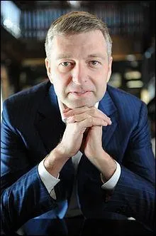 Avant d'tre homme d'affaires, Dmitri Rybolovlev tait :