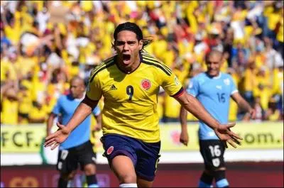 Les deux nouveaux attaquants vedettes de la Ligue 1 se retrouvent parfois en comptition hors des pelouses franaises. Lors du match de qualification pour le mondial Uruguay-Colombie en septembre, qui marque ?