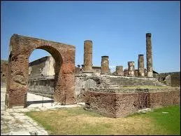 Comment appelle-t-on les habitants de Pompi ?