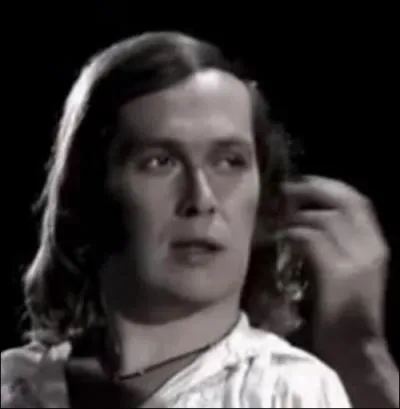 Enfin, je me permets une exception sur le flamenco : Paco de Lucia est parti (fvrier 2014) rejoindre Camaron et les autres. Il avait vraiment...