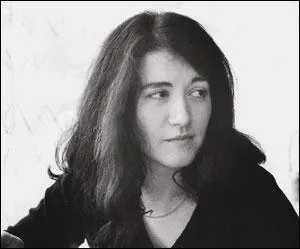 Une pianiste  argentine , aussi par son toucher : si vous n'aimez pas Mozart, vous ne pourrez plus le dire aprs elle ! On parie ?