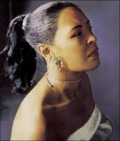 Peut-tre la plus tragique... Un diamant noir  la vie aussi sombre que ses  fruits tranges  pendus aux arbres des annes noires de l'Amrique... Qui fut-elle ?