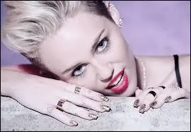 Qui sont les deux meilleures amies de Miley Cyrus ?